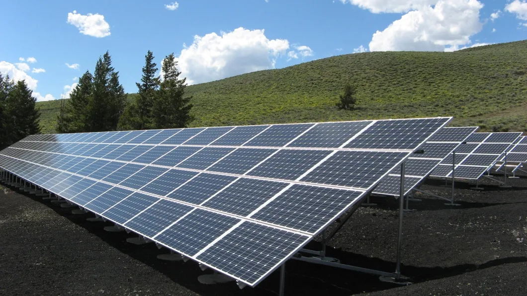Tier 1 Solar Panels 600W 560W 550W 540W 500W Mono Solar Panels 700 Watt 685W 650W 610W Ground Roof Solar Panel Bracket N Panel Solar Panel